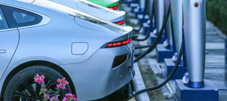 China Registra Crescimento de 47,6% em Infraestrutura de Carregamento para Veículos Elétricos